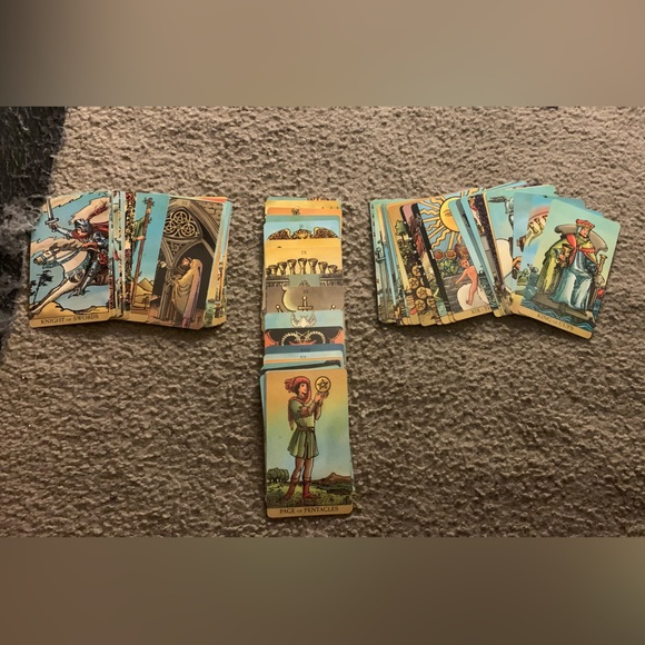 ☀️ Radiant Wise Spirit Tarot Cards ☀️ - Picture 16 of 17